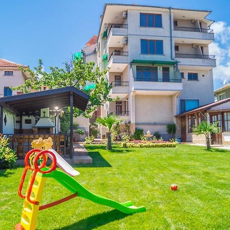 Chrystal Guest House Obzor Exteriér fotografie