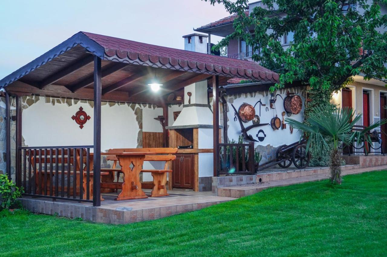 Chrystal Guest House Obzor Exteriér fotografie