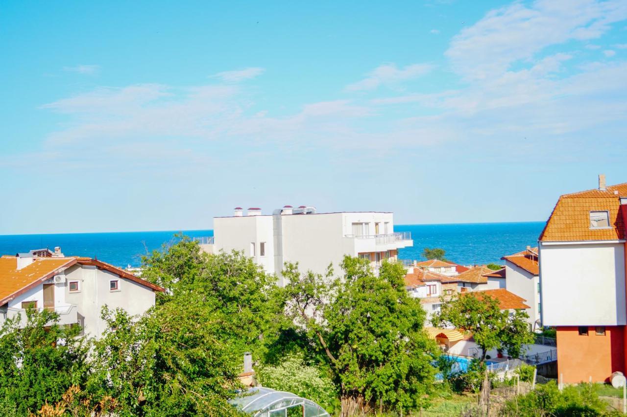 Chrystal Guest House Obzor Exteriér fotografie