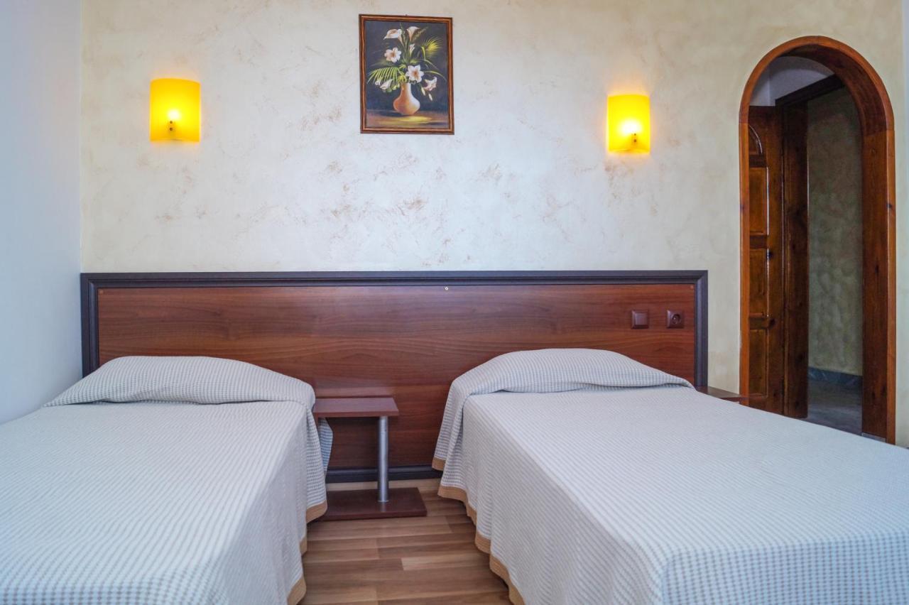Chrystal Guest House Obzor Exteriér fotografie